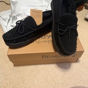 BearPaw Men's Black Suede Loafers